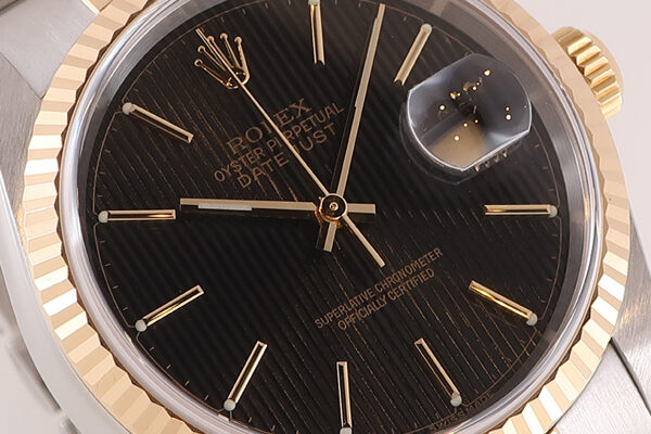 近年ほとんど入荷がないブラックタペストリー！Ref.16233