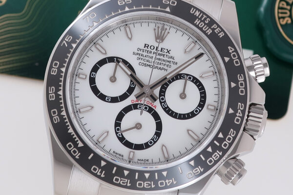 2024年製中古品が入荷！現行デイトナ Ref.126500LN 白