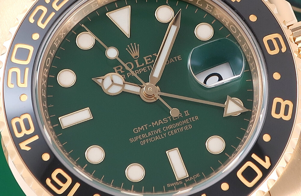 レアダイヤル化したコーポレートカラーダイヤルのGMT-MASTER II