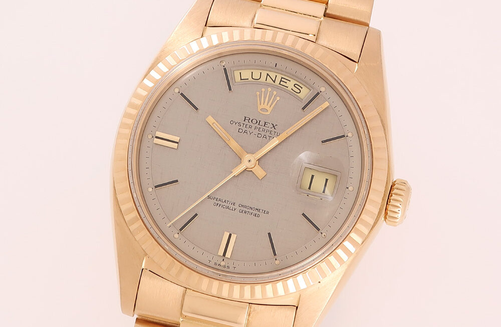 スペイン語曜日表示ディスク×シルバーモザイクダイヤルのヴィンテージデイデイト！