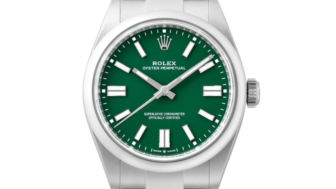 クリスマス目前！新品オイスターパーペチュアル41 グリーン入荷！Ref.134300