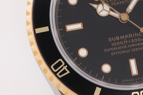 華やかさとシックを併せ持つ黒サブ！1996年製 Ref.16613