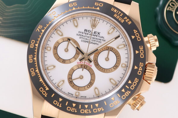 入荷が少ないホワイトダイヤル！Ref.116518LNが入荷しました！