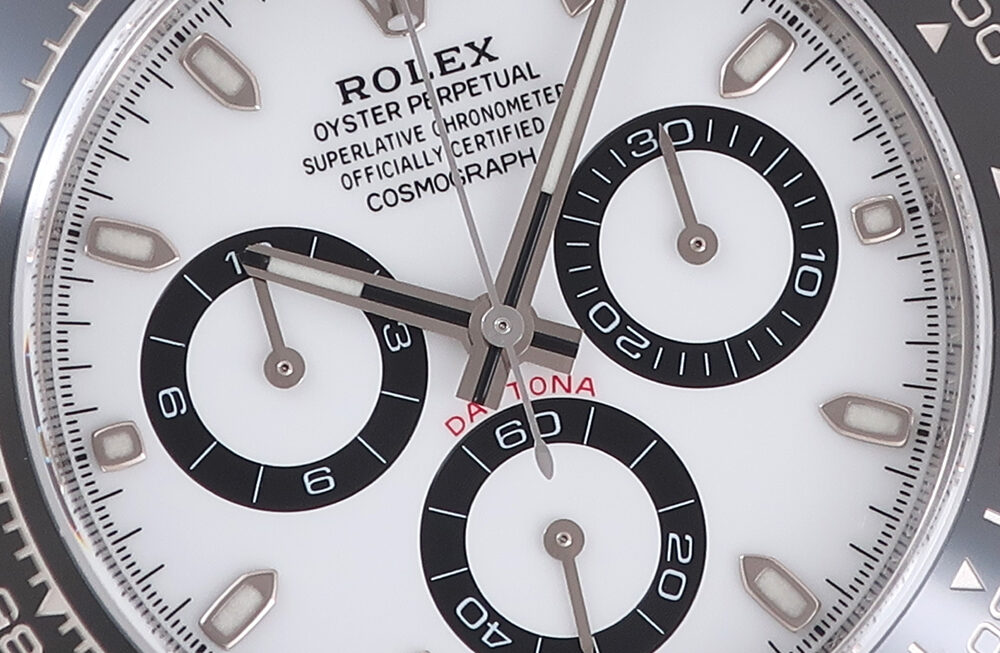 人気が高い生産終了モデル Ref.116500LNホワイト入荷！