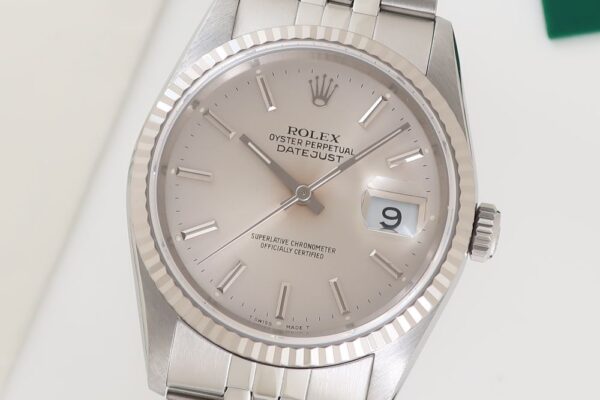 統一性がありバランス◎ 1990年製 Ref.16234