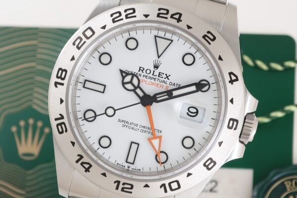 在庫品薄モデル！現行エクスプローラーII Ref.226570 ホワイト